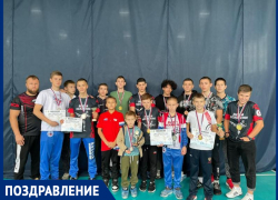 Отличные результаты показали шахтинские кикбоксеры на соревнованиях в Кисловодске