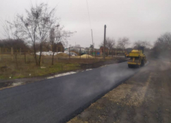 К середине декабря планируют завершить ремонт дороги по улице Васюты