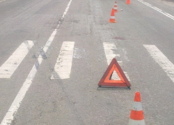 Молодой водитель «Рено» сбил 18-летнюю девушку на пешеходном переходе в Шахтах