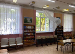 В Детской библиотеке имени Крупской города Шахты завершен ремонт 