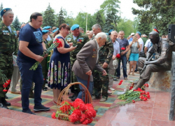 В Шахтах открыли памятник воинам-интернационалистам