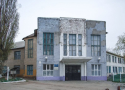 Школу №5 в Шахтах планируют отремонтировать спустя почти 10 лет после ее закрытия