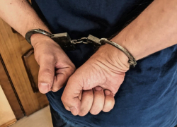 19-летнего шахтинца задержали за хранение наркотиков 