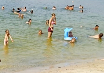 Пока хозяин купался, воришка из Шахт увел электросамокат