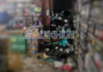 Обломки беспилотника ВСУ попали в алкомаркет Красное&Белое в Каменске-Шахтинском