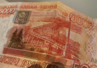 За 800 тысяч рублей мужчина пообещал знакомому «решить» вопрос по уголовному делу 