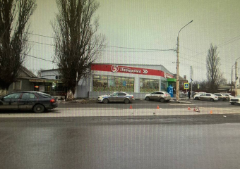 Пешеход пострадал под колесами автомобиля в Шахтах 
