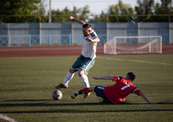 Футбольные «Джентльмены» из Шахт выиграли дебютную игру в истории команды