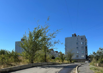 Вода течет месяцами: жители Шахт бьют тревогу