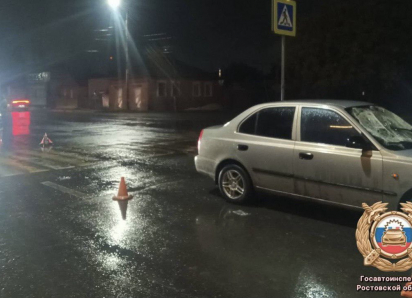 26-летний водитель сбил двух человек на пешеходном переходе в Шахтах