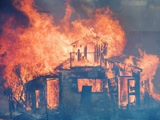 Дома в Шахтах горят из-за неполадок бытовых приборов и поджогов