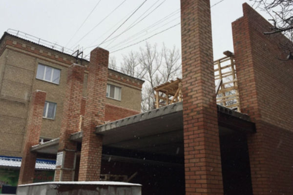 Шахтинцы добились прекращения строительства дома по проспекту Победы Революции, 130-в