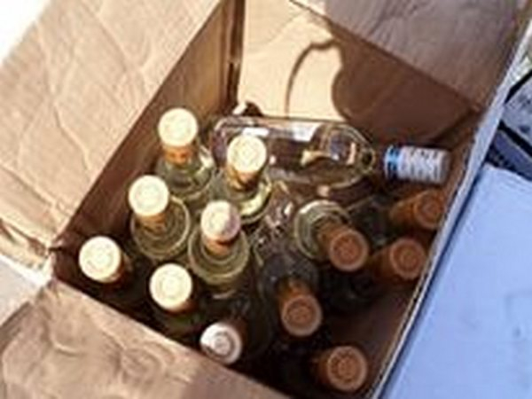 В Шахтам под видом водки продавали жидкость, опасную для здоровья.