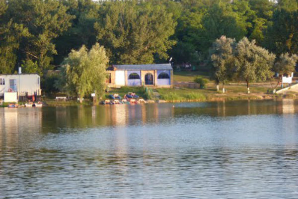В Шахтах стартовала акция «Нашим рекам и озерам – чистые берега»