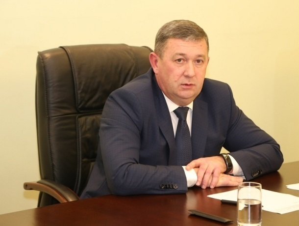 В Шахтах глава администрации Игорь Медведев подал в отставку