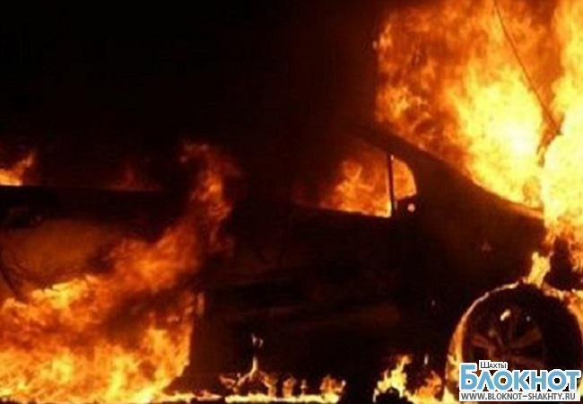 В Шахтах едва не сожгли местного жителя в его собственном автомобиле
