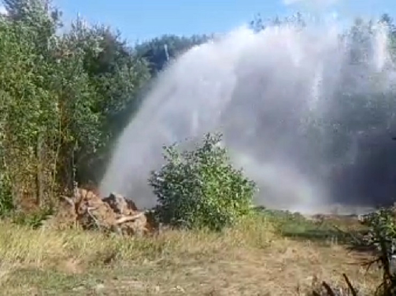 Коммунальный фонтан водоканальщикам удалось устранить без отключения жизненноважного ресурса