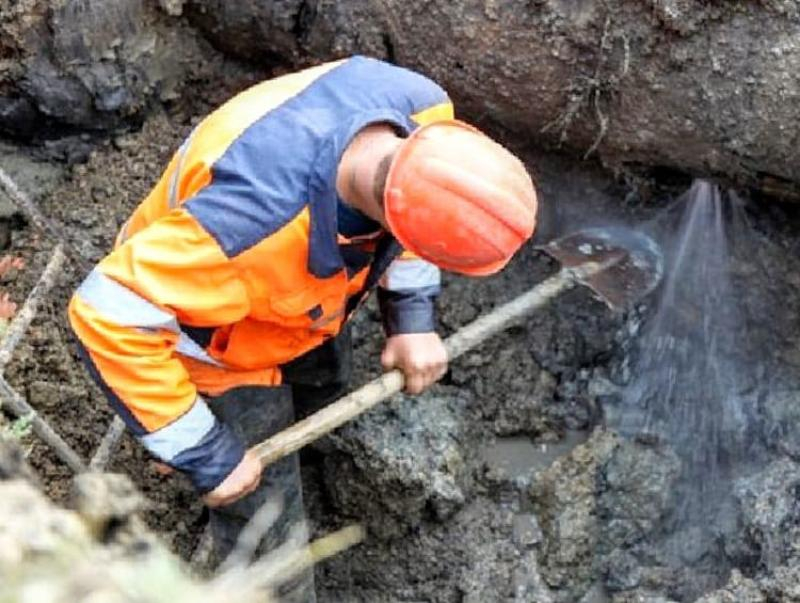 Грядет очередное отключение воды: руководство шахтинского водоканала предупреждает
