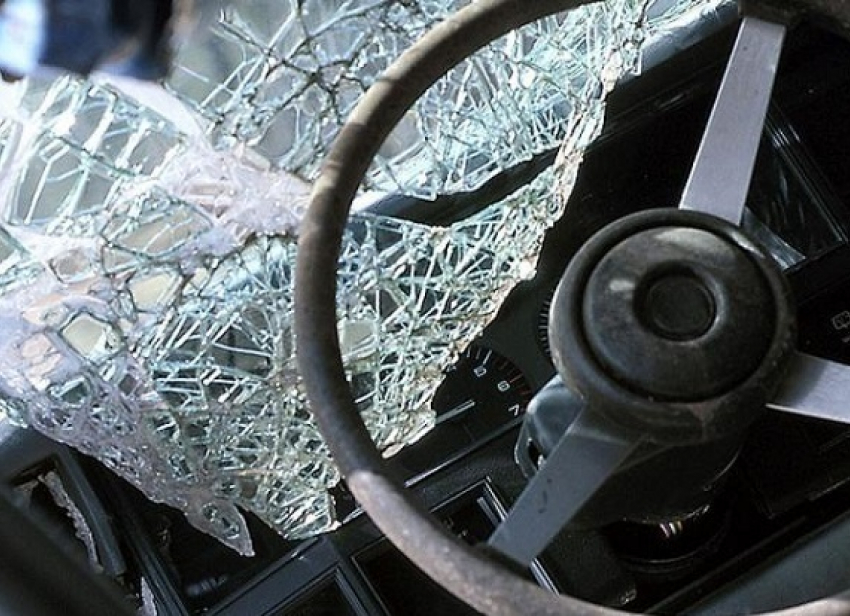 Под Шахтами произошло ДТП с четырьмя пострадавшими