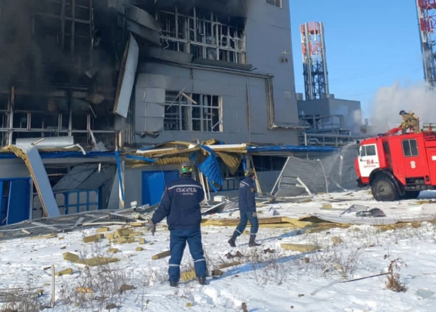 На восстановление пострадавшего от взрыва полиэфирного завода в Шахтах уйдет до трех месяцев