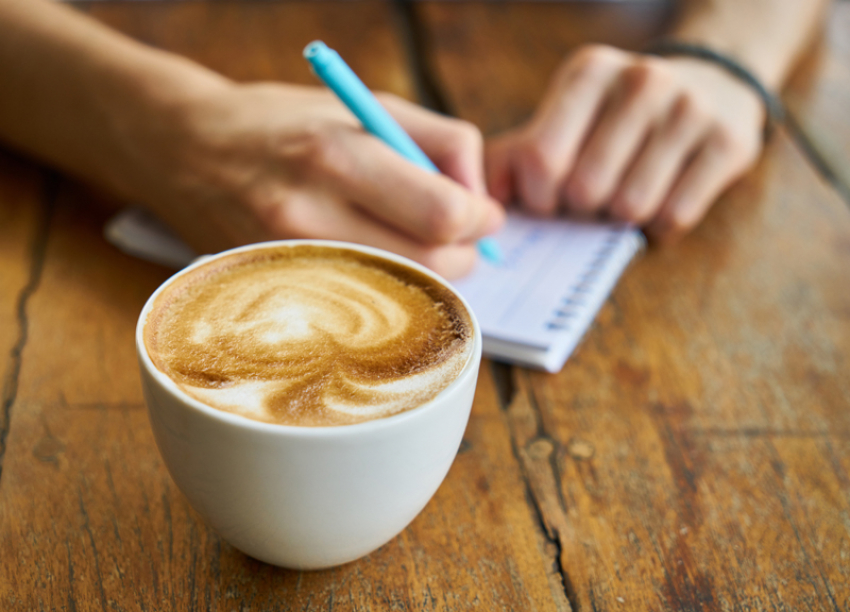 Раки, спокойно занимайтесь текущими делами! Астрологический прогноз для всех знаков на субботу 14 августа