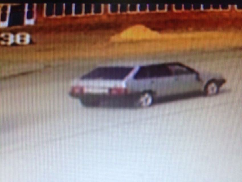 ВАЗ-2109 насмерть сбил пешехода и скрылся с места происшествия в поселке Артем города Шахты