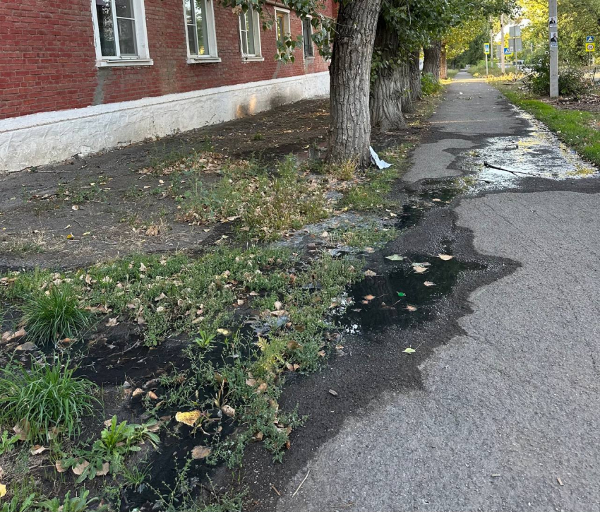 Проблема изношенных канализационных систем в переулке Сокольнический в Шахтах