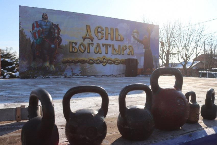 Турнир силачей прошел сегодня в Шахтах