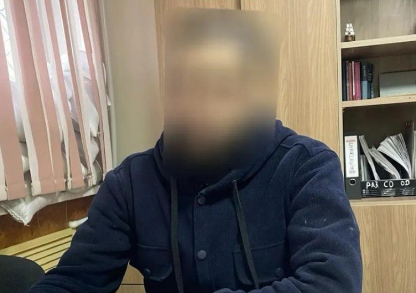 В центре Шахт 35-летний житель похитил кошелек у мужчины и потратил украденные деньги на алкоголь