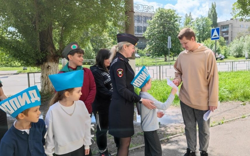 Госавтоинспекторы провели профилактическую акцию «Засветись!»