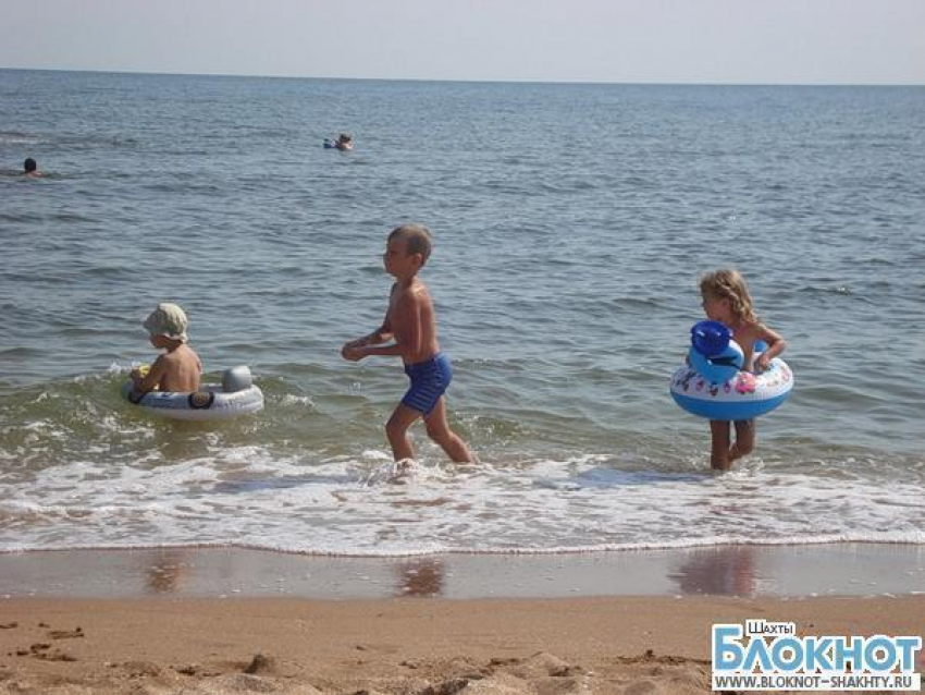 В Шахтах родители собирают детей в летние лагеря, пребывая в шоке от цен