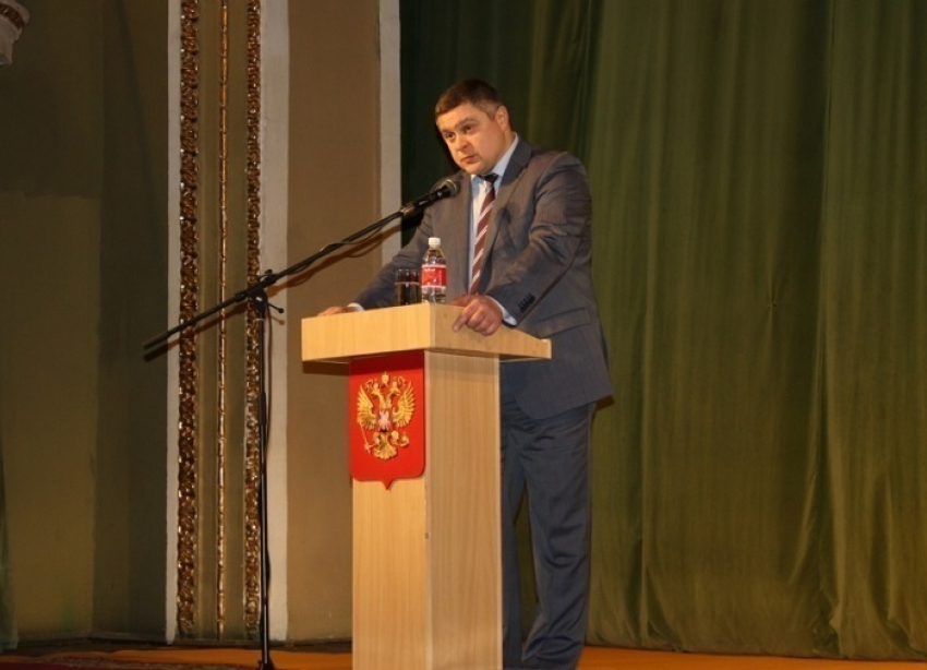 Мэр Шахт Денис Станиславов рассказал, как будет развиваться город в 2015 году