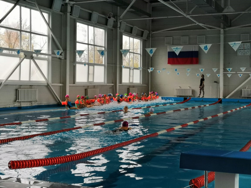 В Шахтах отремонтируют артемовский бассейн и построят две спортплощадки