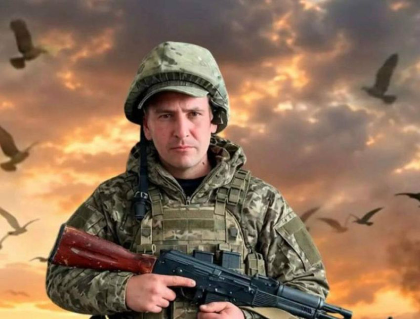 В Шахтах простятся с добровольцем Дмитрием Михайленко, погибшим на СВО