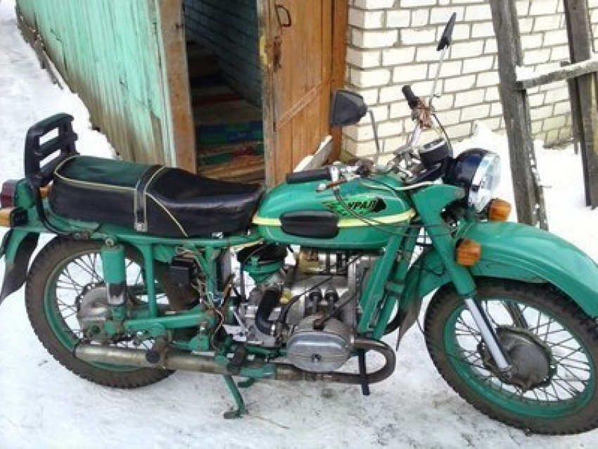 В поселке Таловый в Шахтах насмерть разбился мотоциклист