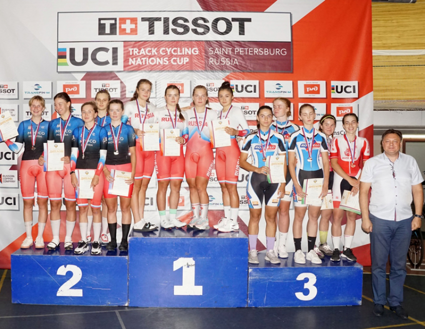Воспитанницы клуба «Росвело» завоевали бронзовые медали