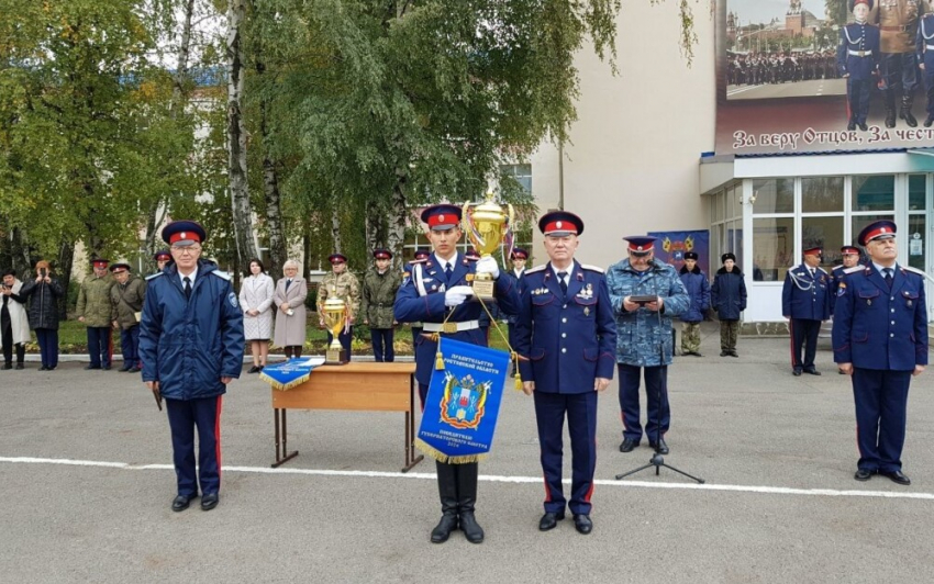 Шахтинский кадетский корпус победил в областном смотре 