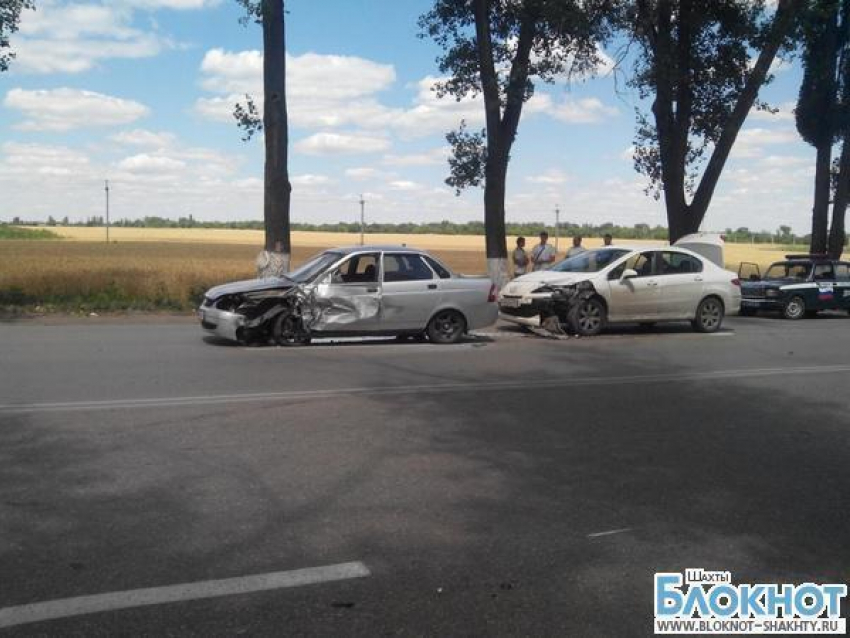 В Шахтах в ДТП пострадали два водителя