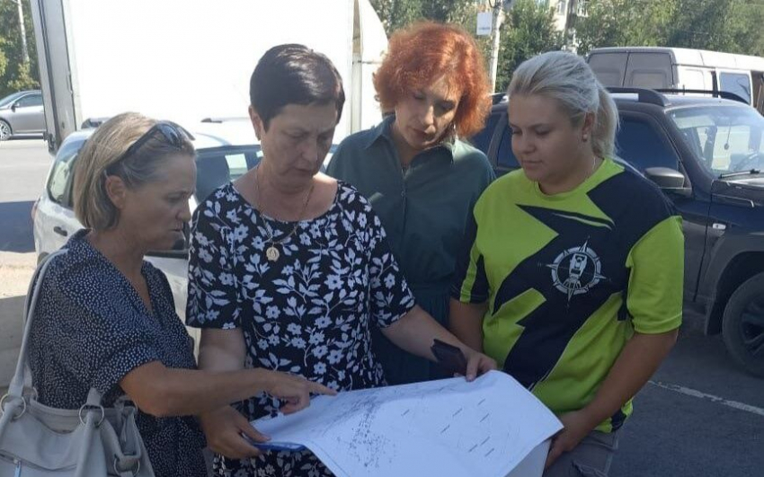 Специалисты проверили рынок в поселке Артем 