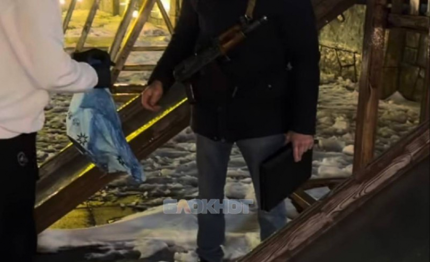 Барбер из Шахт сменил ножницы на нож и заколол ростовчанина в «Долине солнца"