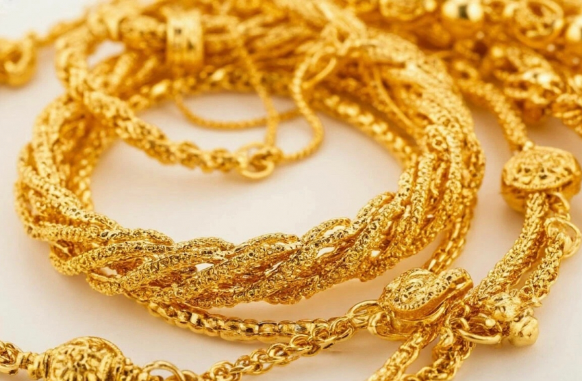 Работница ломбарда проворачивала мошеннические схемы в Шахтах