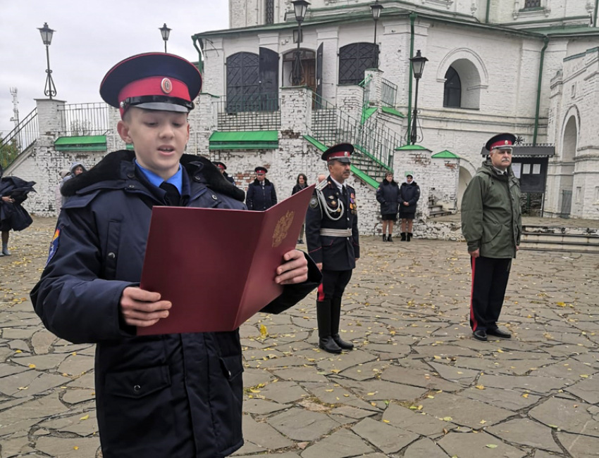 Быть верными Дону и Отечеству! Баклановцы-новобранцы приняли присягу