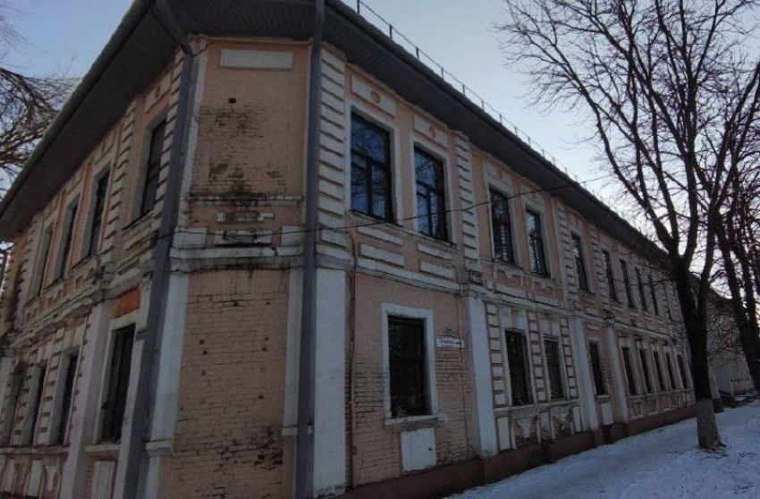 Поликлиника на проспекте Пушкина в Шахтах будет закрыта до конца 2026 года 