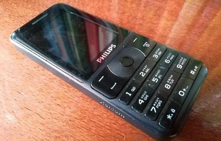 В СИЗО-4 пресекли попытку передачи телефонов в посылке из Шахт