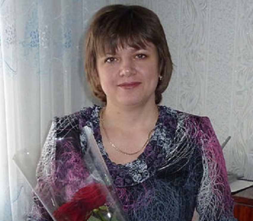 Учителю из Шахт подарили пеликана