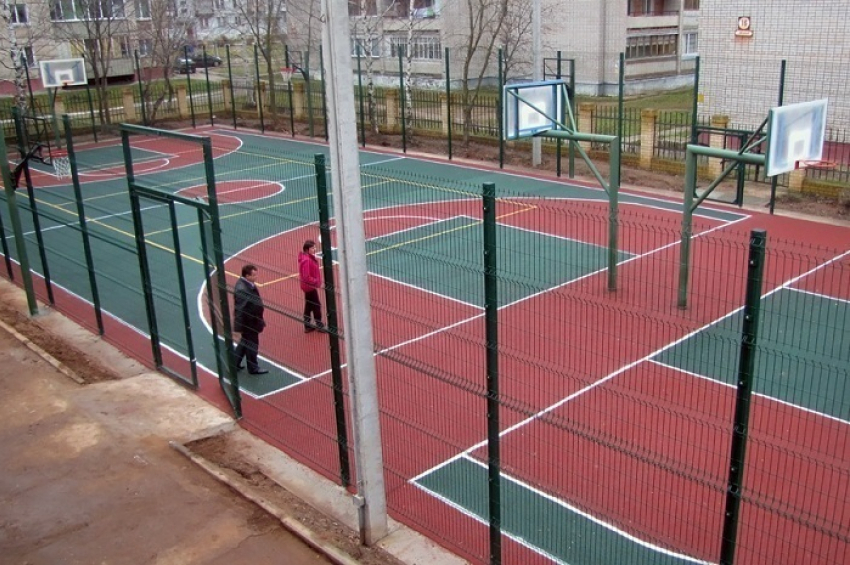 В Шахтах в поселке имени Фрунзе появится универсальная спортивная площадка